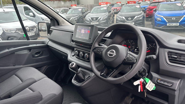 Nissan Primastar 30 L1 Diesel 2.0 dCi 110ps H1 Acenta Van